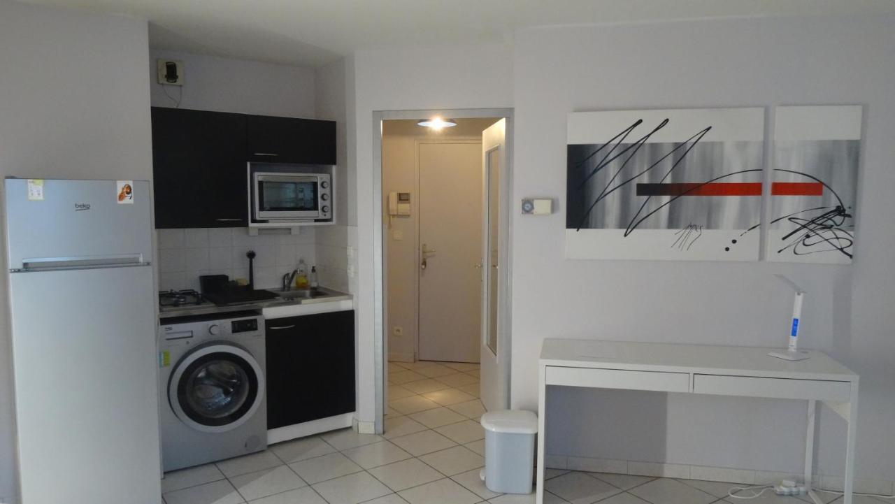 Appart T2 Standing Tout Confort Au Calme - Parking En Option Lyon Exteriér fotografie